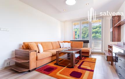 PRENAJATÉ Zariadený 2-izbový byt s lodžiou – Sídlisko II