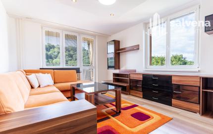 PRENAJATÉ Zariadený 2-izbový byt s lodžiou – Sídlisko II