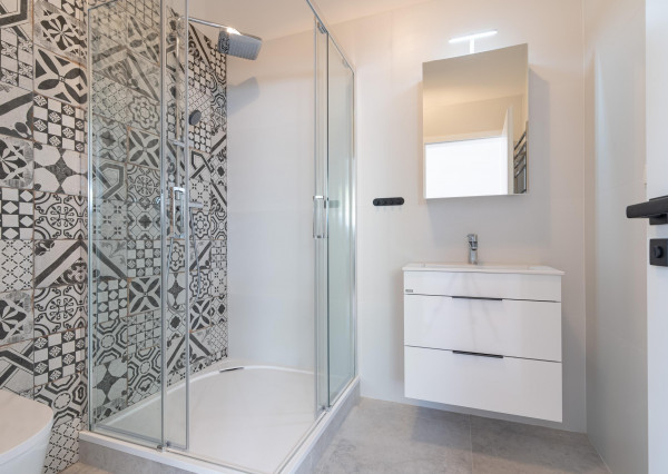 NA PRENÁJOM Dizajnový 2-izbový byt s terasou v centre Košíc