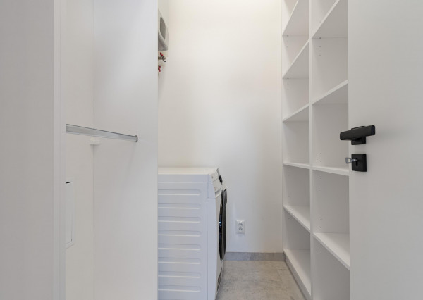 NA PRENÁJOM Dizajnový 2-izbový byt s terasou v centre Košíc