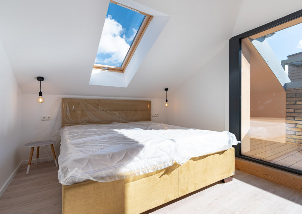 NA PRENÁJOM Dizajnový 2-izbový byt s terasou v centre Košíc