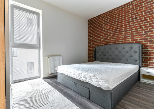 PRENAJATÉ Zariadený 2-i byt v novostavbe s balkónom – Trnkov