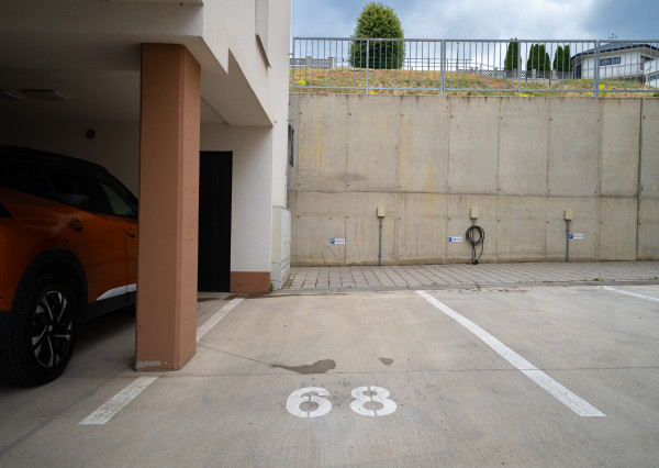 PRENAJATÉ Zariadený 2-i byt v novostavbe s balkónom – Trnkov