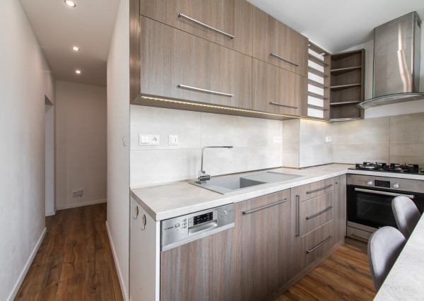 PRENAJATÉ Zariadený 3-izbový byt s loggiou – , Sídlisko II