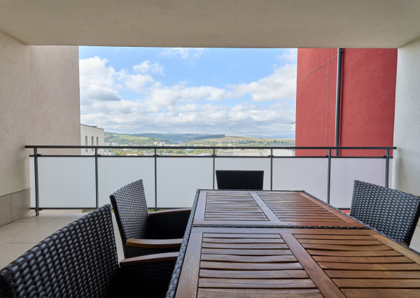 Luxusný byt 114 m² elegancie + terasa 22,5 m² s panorámou