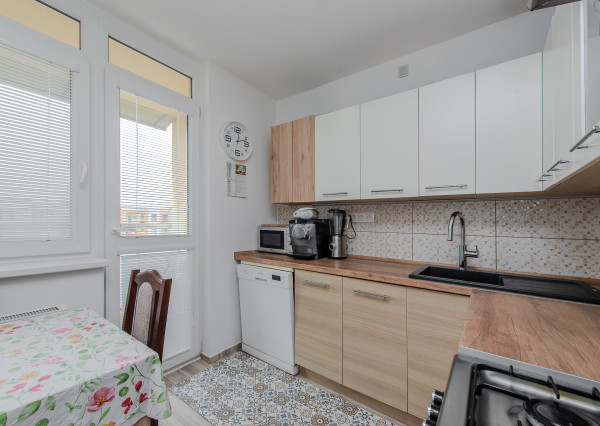 3 -izbový byt + loggia, Sibírska - Sekčov